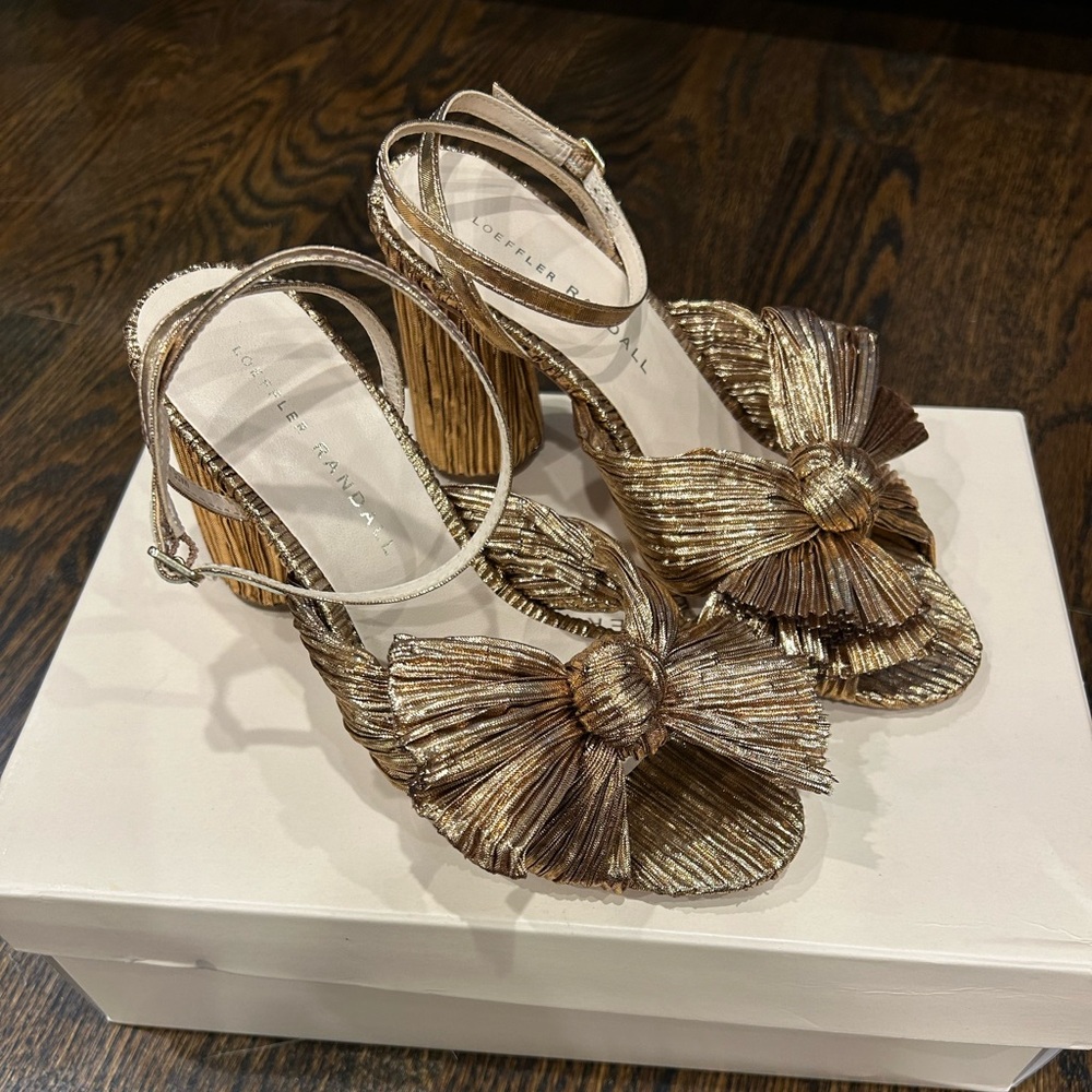 Loeffler Randall Camellia heel